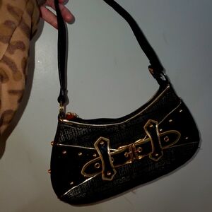 Chic Black and Gold Rock Wear Shoulder Bag